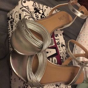 Silver flat shoes